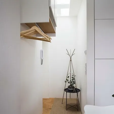 2ndhomes Ullanlinna Penthouse Apartment *